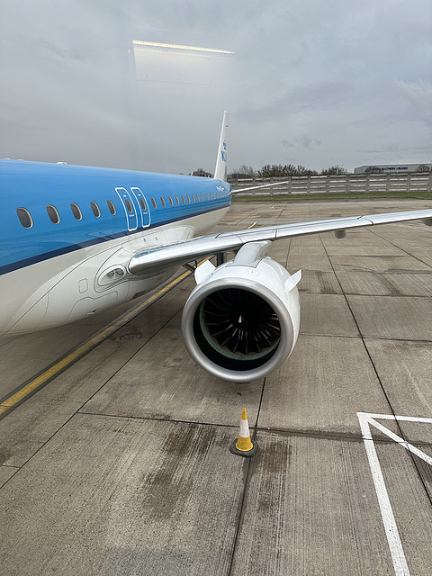 阿姆斯特丹之旅｜荷兰皇家航空 KLM｜LHR-AMS 往返体验｜解锁新机型E295
