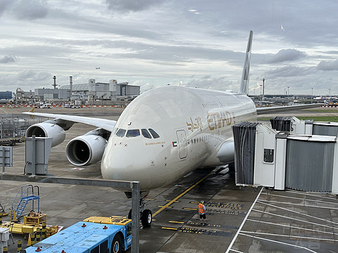 阿姆斯特丹之旅｜荷兰皇家航空 KLM｜LHR-AMS 往返体验｜解锁新机型E295