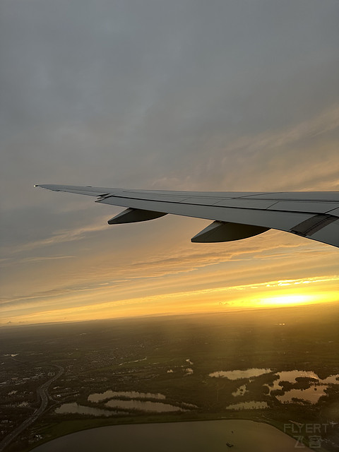 阿姆斯特丹之旅｜荷兰皇家航空 KLM｜LHR-AMS 往返体验｜解锁新机型E295