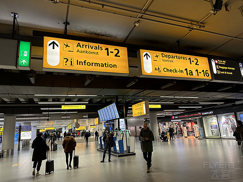 阿姆斯特丹之旅｜荷兰皇家航空 KLM｜LHR-AMS 往返体验｜解锁新机型E295