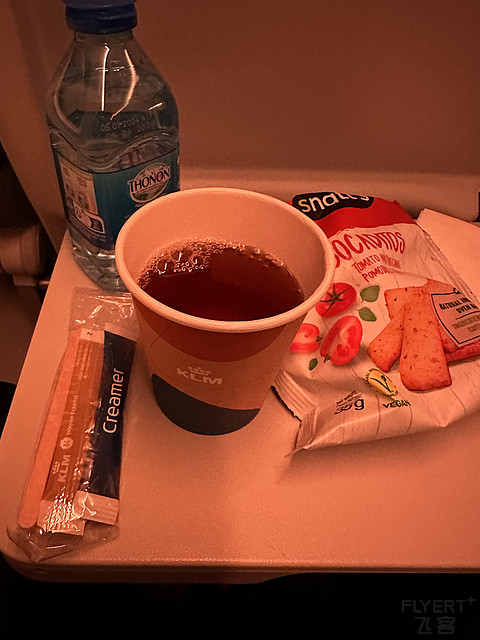 阿姆斯特丹之旅｜荷兰皇家航空 KLM｜LHR-AMS 往返体验｜解锁新机型E295