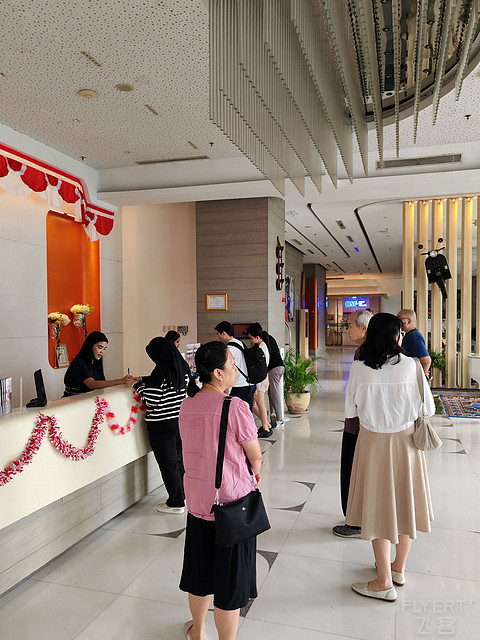 雅加达卫星城勿加泗CBD哈里斯度假酒店