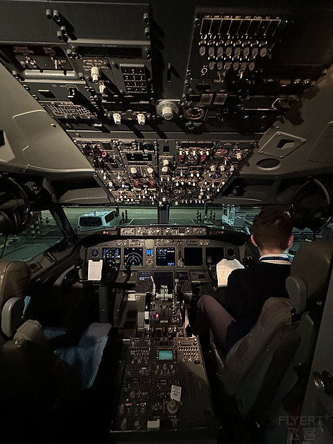 阿姆斯特丹之旅｜荷兰皇家航空 KLM｜LHR-AMS 往返体验｜解锁新机型E295