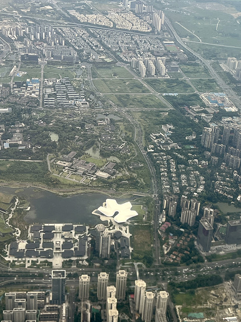 “蓝天白云，惊喜相随”东航蓉沪快线MU5402经济舱体验