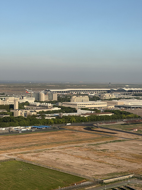 法国航空AF116，🇫🇷戴高乐-🇨🇳浦东，商务舱1A是真的宽。