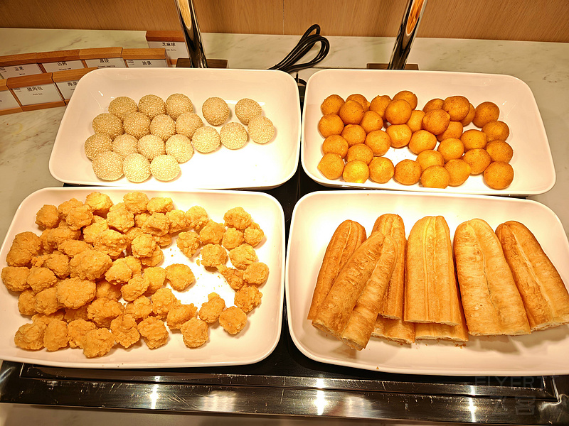 083929CFTq1Q4EHdogpOAd.jpg