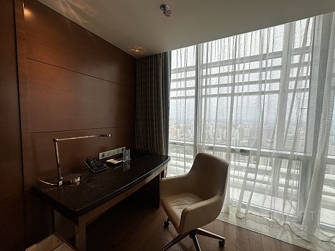 住在大玉米楼上啦·郑州绿地JW万豪酒店｜连住两晚行政套房体验