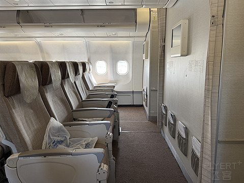 国际版“京沪快线”｜东航MU537 SHA-HND A330-300超级经济舱体验