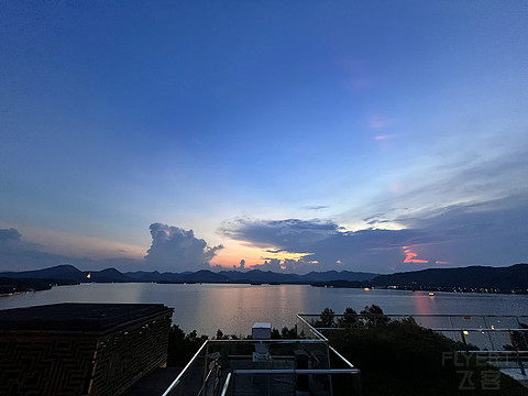 山色空蒙雨亦奇--杭州君悦套房