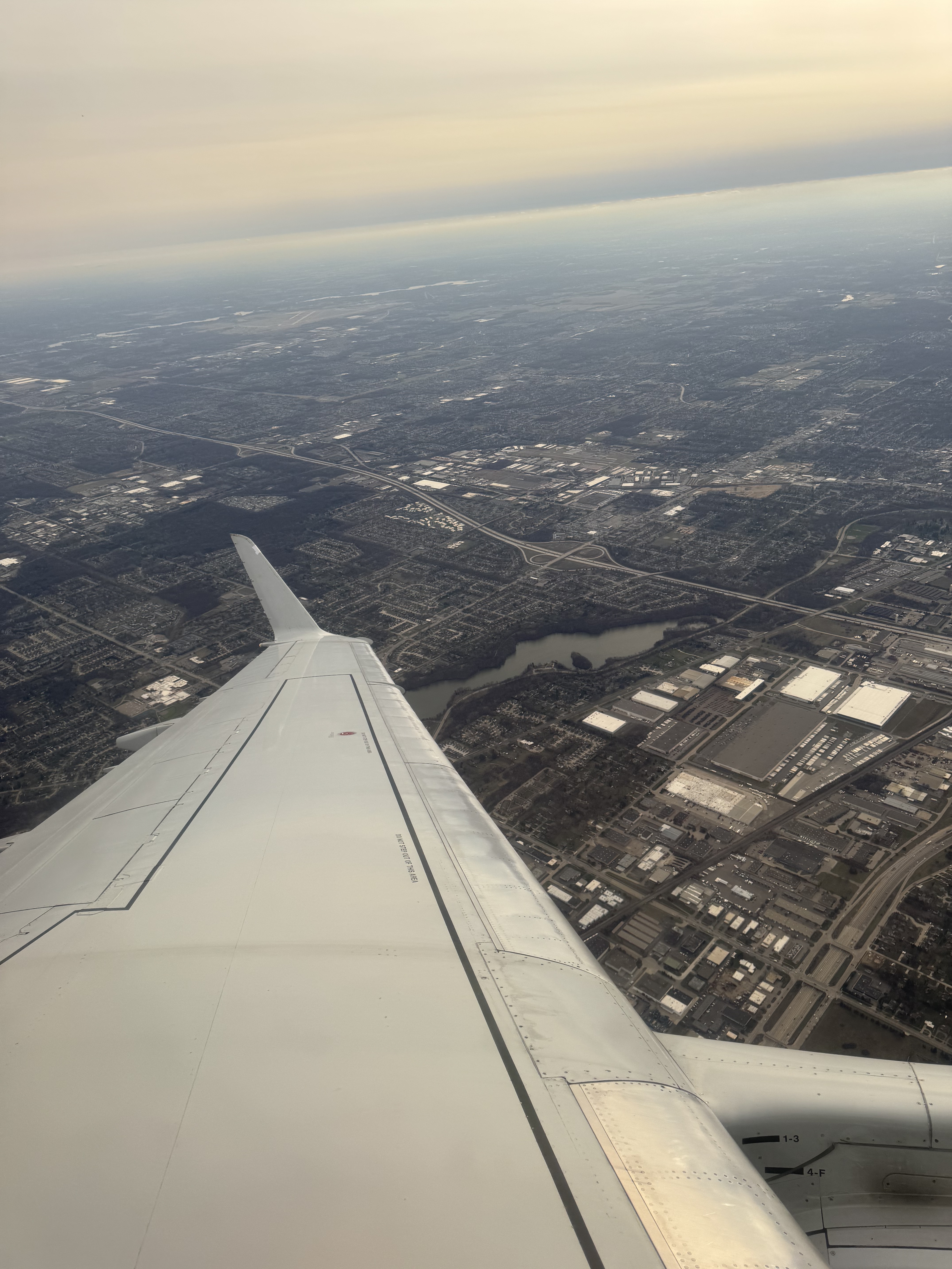 Ŧ | AA3901 DTW-ORD յ-֥Ӹм