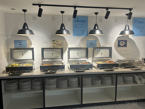 “津门空港，可靠驿站”天津空港东区智选假日酒店简评
