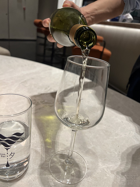 滴水湖英迪格城景开房套升级单卧湖景套不完全体验
