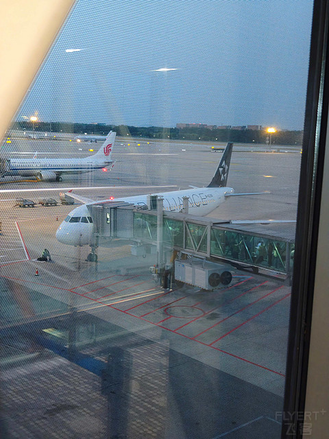 台风天返深｜深圳航空ZH9106体验报告