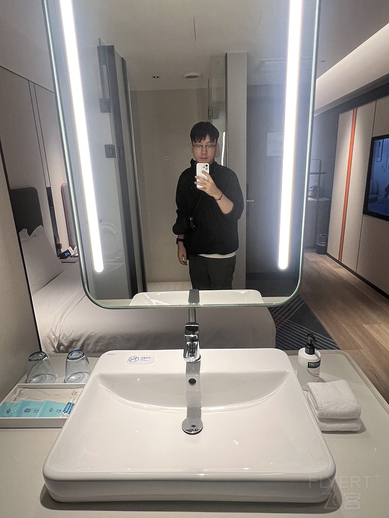 004949NRKKYUSXHFSLPLOL.png