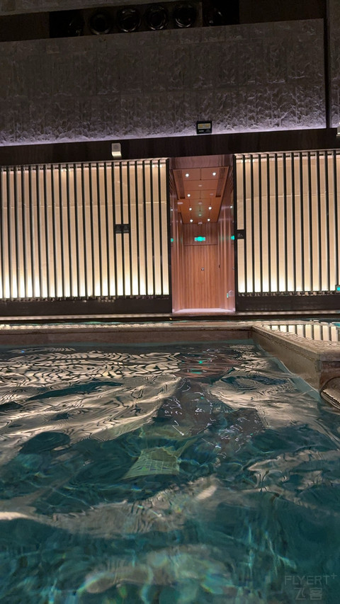 深圳文华东方酒店这么高才是地板吗