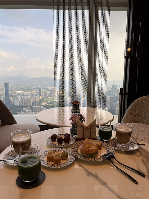 深圳文华东方酒店这么高才是地板吗