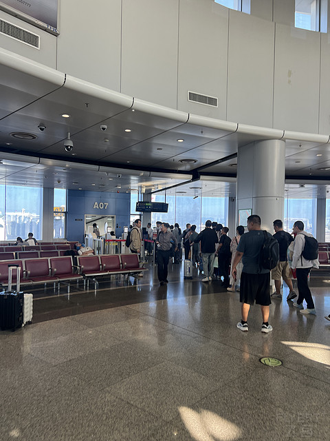 “东航那碗面：老北京炸酱面粉墨登场”首都机场T2东航贵宾室报告