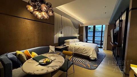 [首个详细报告]我说过我会来，如果往前2km，你会选临安万丽吗？我还会。