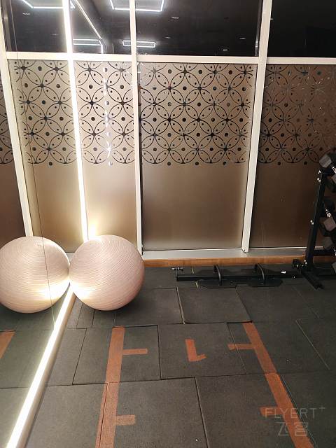 雅加达苏迪曼Fx 哈里斯酒店套房体验