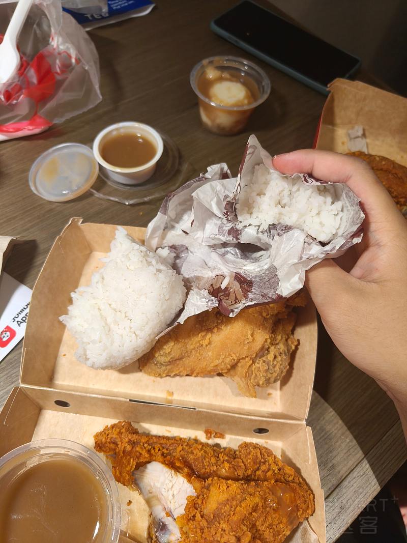 112754ZjX5DyWJJDfEu5jC.jpg