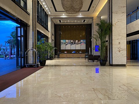 可能是国内最便宜皇冠假日｜三亚中心皇冠假日酒店｜行政大床房