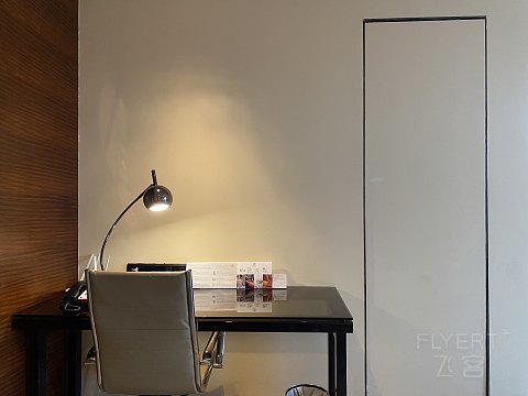 可能是国内最便宜皇冠假日｜三亚中心皇冠假日酒店｜行政大床房
