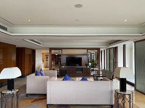 可能是国内最便宜皇冠假日｜三亚中心皇冠假日酒店｜行政大床房