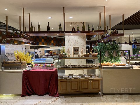 可能是国内最便宜皇冠假日｜三亚中心皇冠假日酒店｜行政大床房