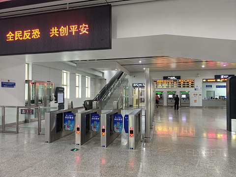 #长安站直达#：东莞君源铂尔曼（Pullman DongGuan ChangAn）