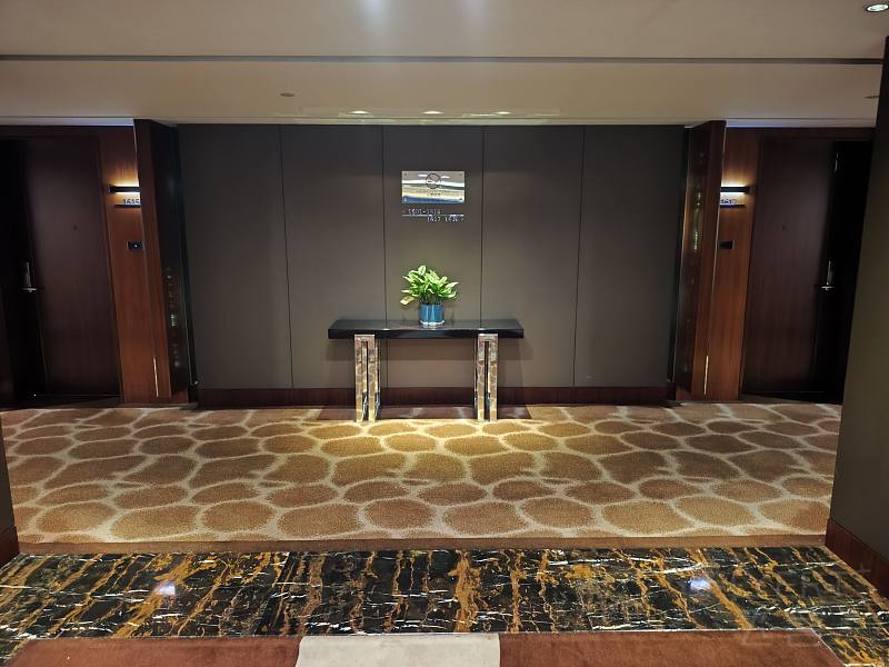 184051lFYpQx1OGtgVXDYE.jpg
