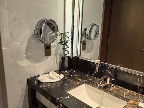 奢华与艺术交织的梦幻之境Ⅰ澳门瑞吉酒店Ⅰ大都会套房入住体验