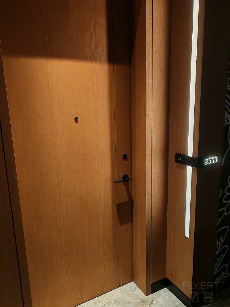 1645302ti9A77fFiHFu1wC.jpg