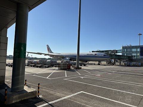 京广线标杆 国航北京-广州 CA1351 A350-900 商务舱体验