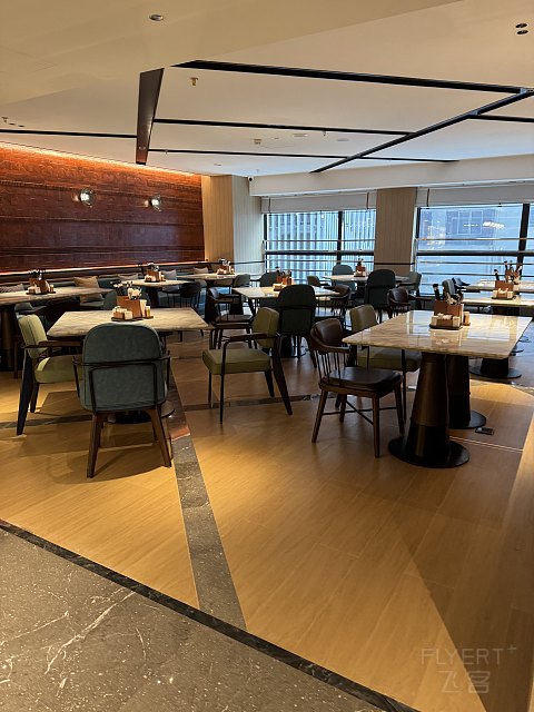 解放碑的新选择——重庆福朋喜来登酒店