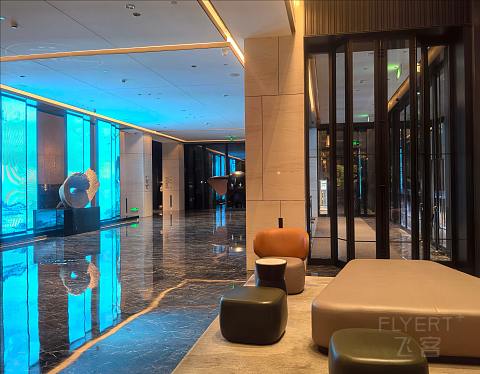 摩登商旅萌象憨态可掬，郑州高新皇冠假日酒店报告