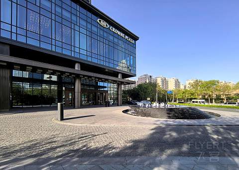 摩登商旅萌象憨态可掬，郑州高新皇冠假日酒店报告