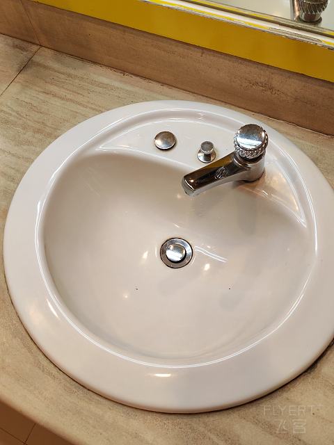 性价比很好的雅加达西基尼宜必思快捷酒店