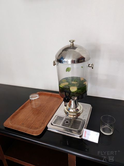 性价比很好的雅加达西基尼宜必思快捷酒店