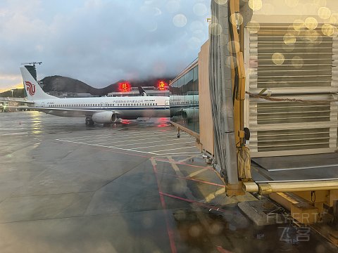 再见米娜，台风过后的山航珠海-虹桥，不延误的商务舱之旅[by上海小医生]