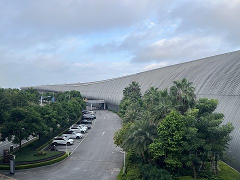 没有小车的远机位登机｜ZH9167南宁北京，深航改舱公务舱初体验
