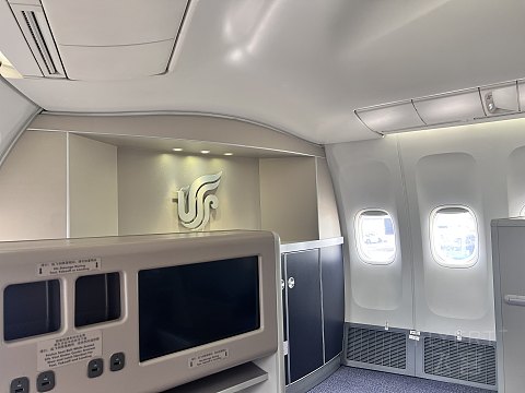 人人都爱747｜CA1519：北京首都-上海虹桥，一年一度的鹅头见面会