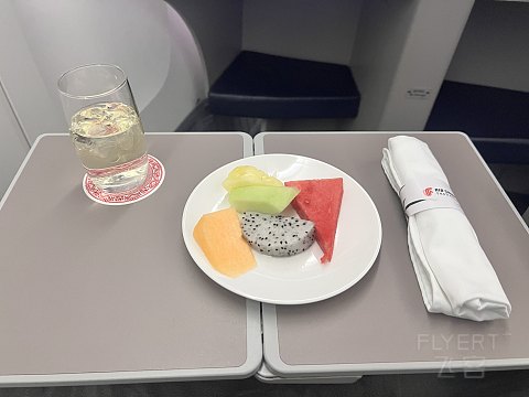 人人都爱747｜CA1519：北京首都-上海虹桥，一年一度的鹅头见面会