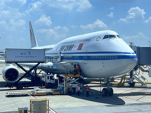 人人都爱747｜CA1519：北京首都-上海虹桥，一年一度的鹅头见面会