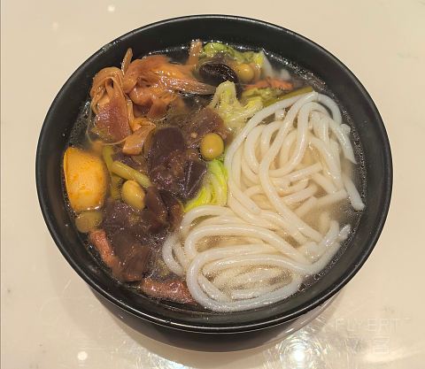 来自虹桥商务区的雀悦相迎，上海虹桥商务区voco套房酒店报告
