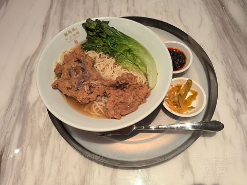 来自虹桥商务区的雀悦相迎，上海虹桥商务区voco套房酒店报告