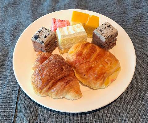 开业更名，勉力维续，青岛李沧华邑酒店报告