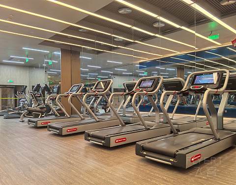 开业更名，勉力维续，青岛李沧华邑酒店报告