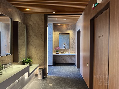 绝对首发，烟台-北京山航公务舱，明天开业的烟台机场T2鲁雁阁（大概是最好的山航休息室）