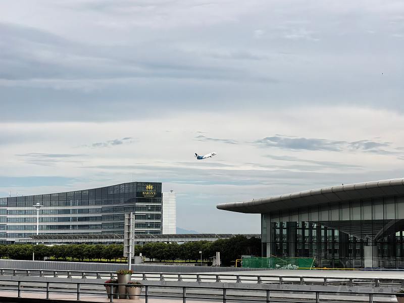 1513069CXn779NIChw9qIe.jpg