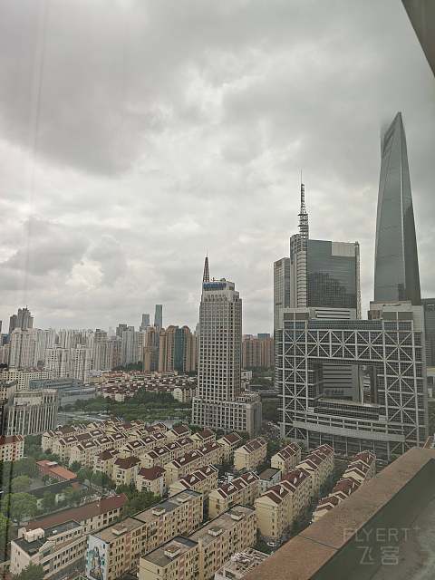 华住会下的高端品牌—上海陆家嘴中心城际酒店入住体验